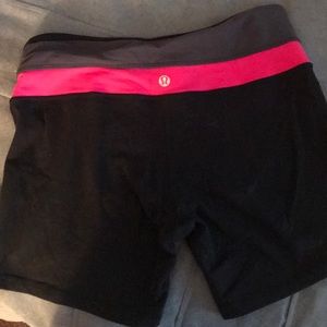 Lululemon spandex shorts